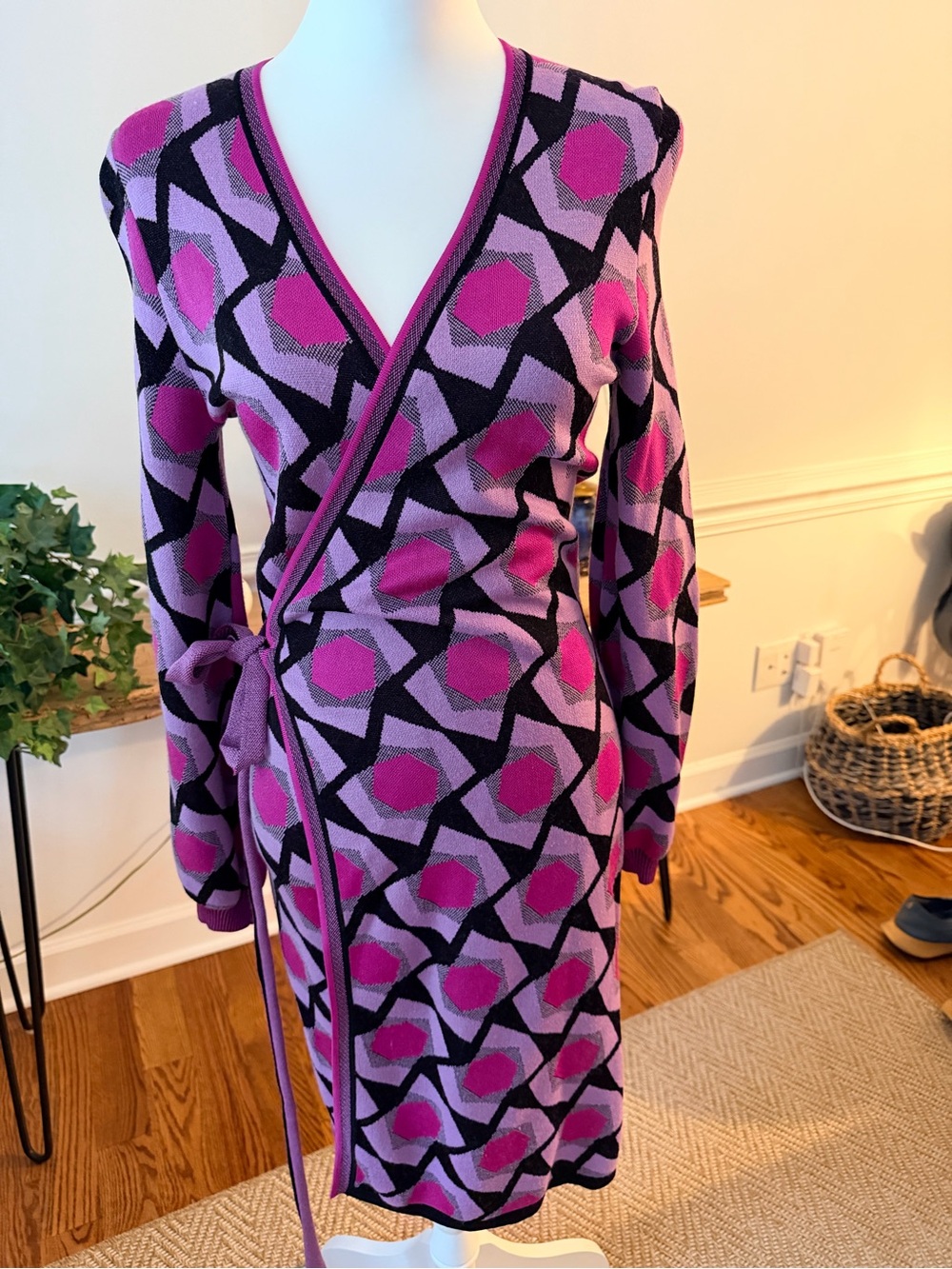 Diane Von Furstenberg Purple and Pink Geometric Wrap Dress Sz S